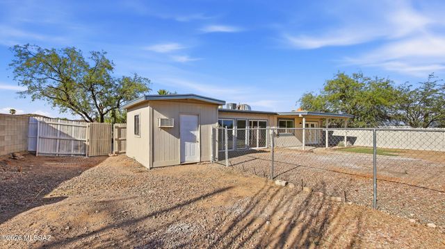 3183 W Holladay Street, Tucson, AZ 85746