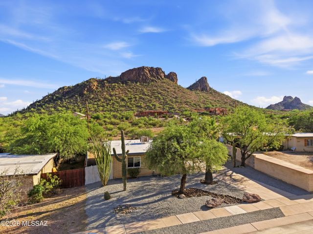 3183 W Holladay Street, Tucson, AZ 85746