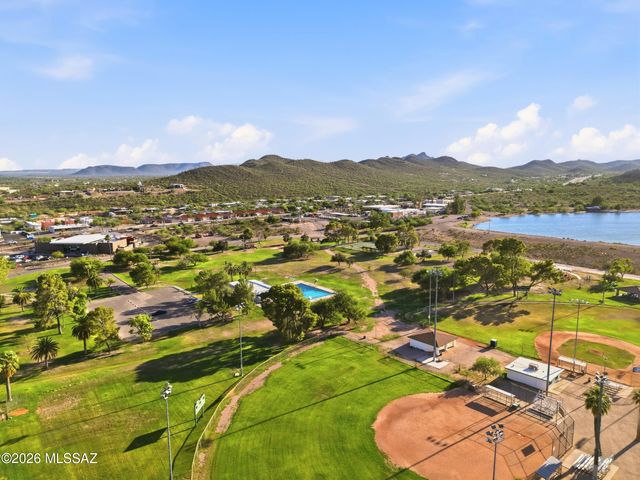 3183 W Holladay Street, Tucson, AZ 85746