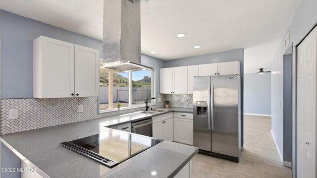3183 W Holladay Street, Tucson, AZ 85746