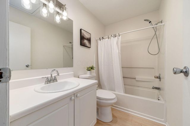 1646 Bennigan Drive, 175D, Hilliard, OH 43026