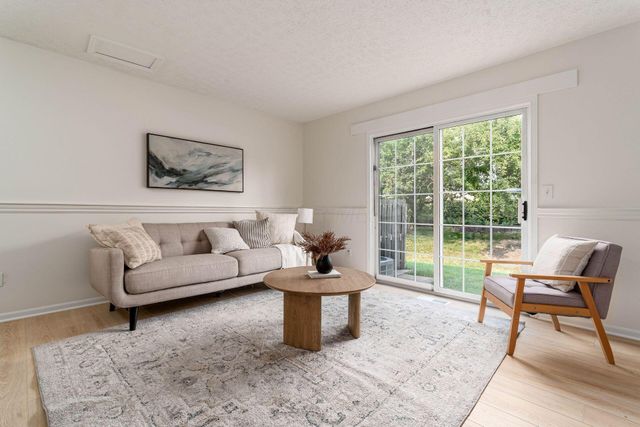 1646 Bennigan Drive, 175D, Hilliard, OH 43026