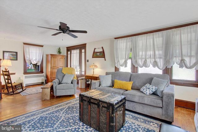 2818 BALTIMORE PIKE, Hanover, PA 17331