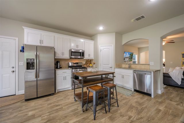 1239 E Woodin Boulevard, Dallas, TX 75216