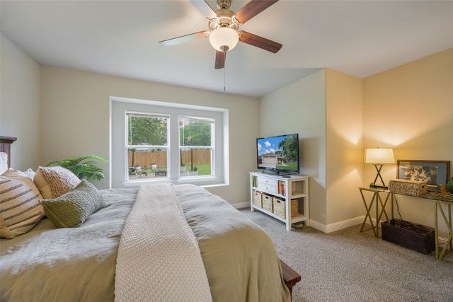 1239 E Woodin Boulevard, Dallas, TX 75216