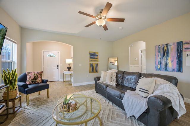 1239 E Woodin Boulevard, Dallas, TX 75216