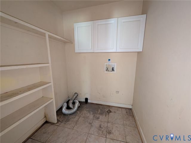 12307 Buckingham St, Chester, VA 23831