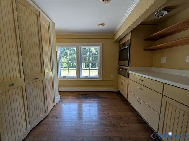 12307 Buckingham St, Chester, VA 23831