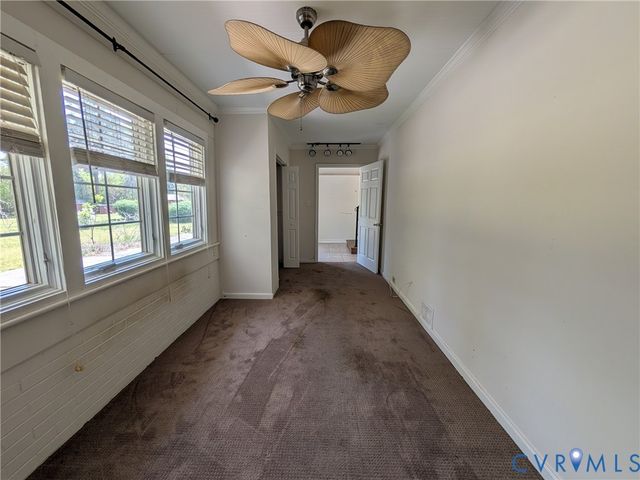 12307 Buckingham St, Chester, VA 23831