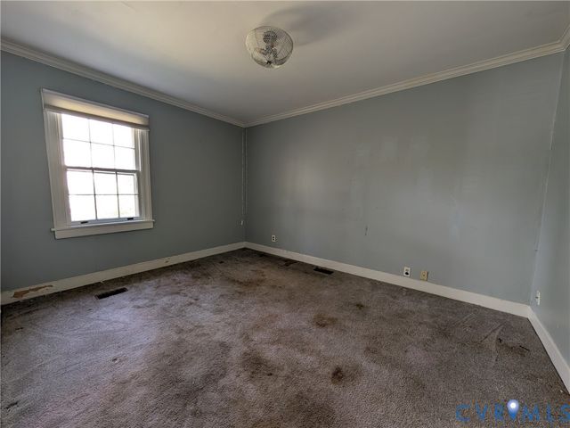 12307 Buckingham St, Chester, VA 23831