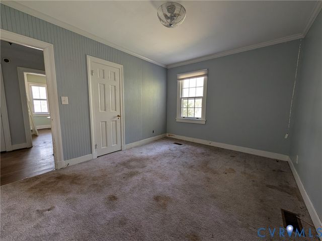 12307 Buckingham St, Chester, VA 23831