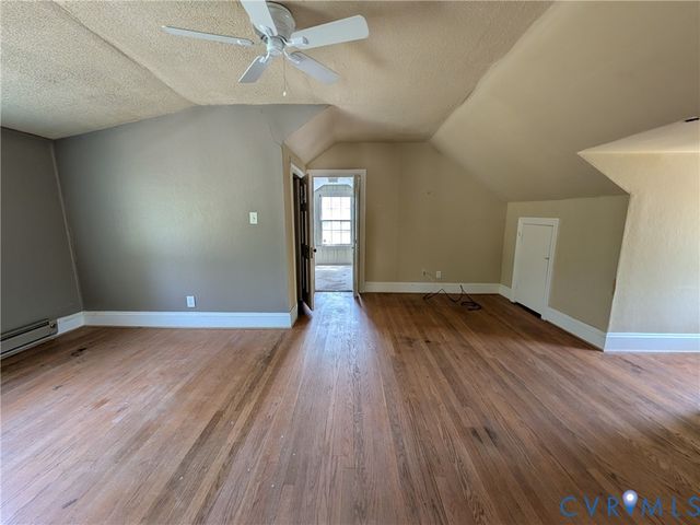 12307 Buckingham St, Chester, VA 23831