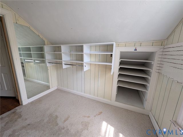 12307 Buckingham St, Chester, VA 23831