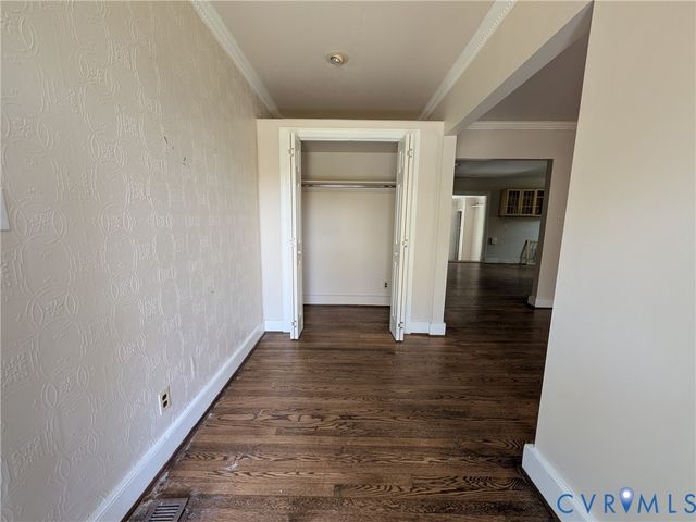 12307 Buckingham St, Chester, VA 23831