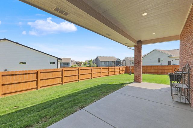 15513 E Hazel Nut Ct, Wichita, KS 67230