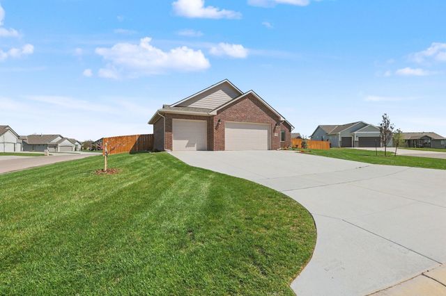15513 E Hazel Nut Ct, Wichita, KS 67230