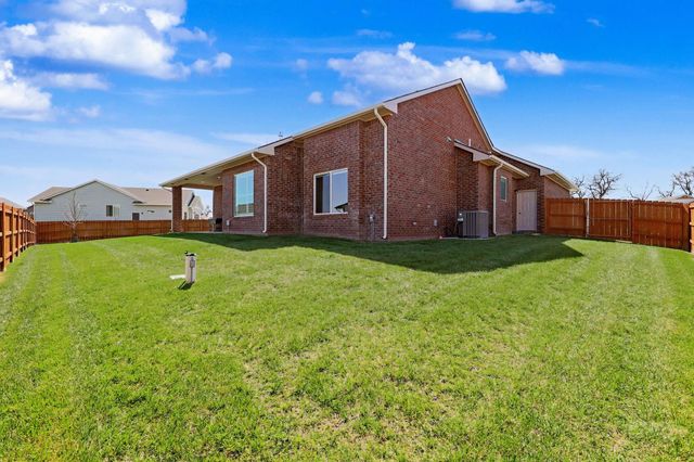 15513 E Hazel Nut Ct, Wichita, KS 67230
