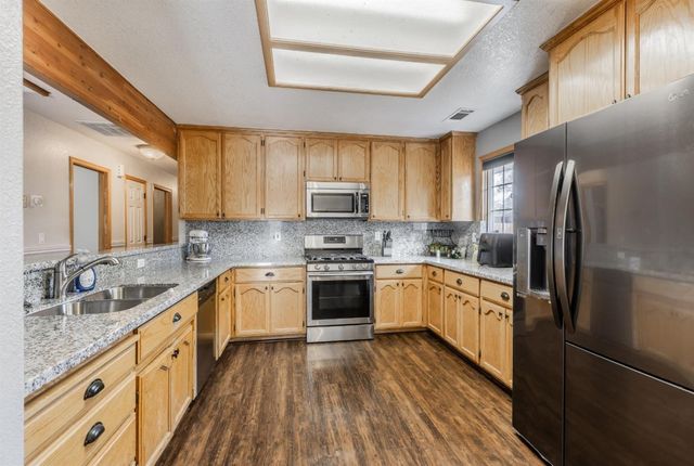 6437 Crail Way, Valley Springs, CA 95252