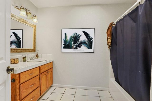 6437 Crail Way, Valley Springs, CA 95252