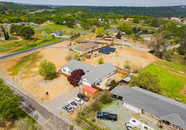 6437 Crail Way, Valley Springs, CA 95252