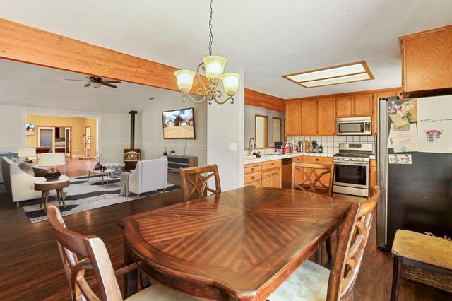 6437 Crail Way, Valley Springs, CA 95252