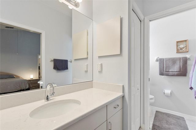 6816 S COURT DRIVE, Tampa, FL 33611
