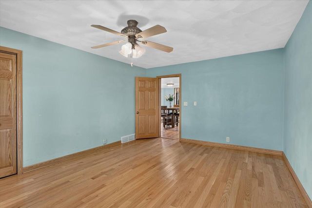 1270 Hillside Road, Edgerton, WI 53534