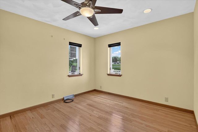 1270 Hillside Road, Edgerton, WI 53534