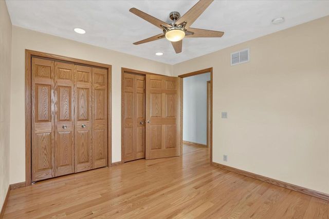 1270 Hillside Road, Edgerton, WI 53534