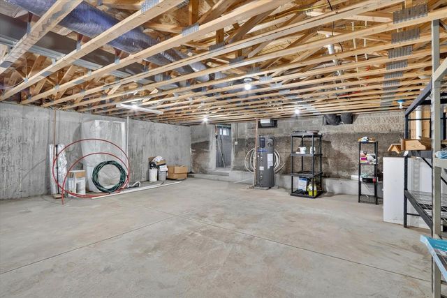 1270 Hillside Road, Edgerton, WI 53534