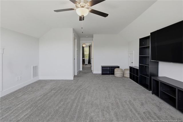 1457 Creekwood Road, Hope Mills, NC 28348