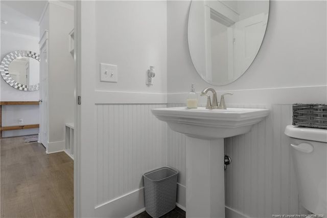 1457 Creekwood Road, Hope Mills, NC 28348
