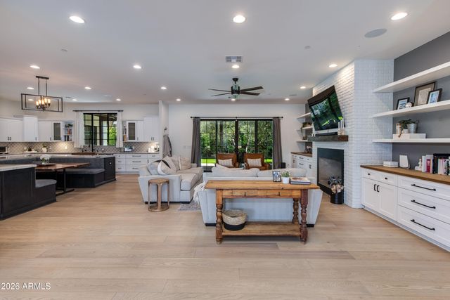 6850 N 2nd Street, Phoenix, AZ 85012