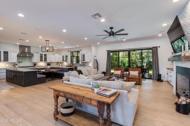 6850 N 2nd Street, Phoenix, AZ 85012