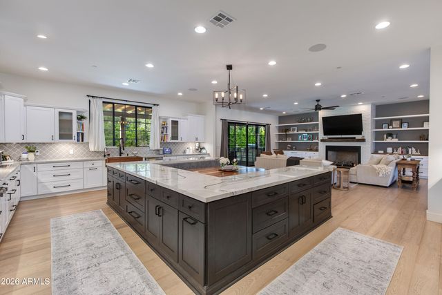 6850 N 2nd Street, Phoenix, AZ 85012