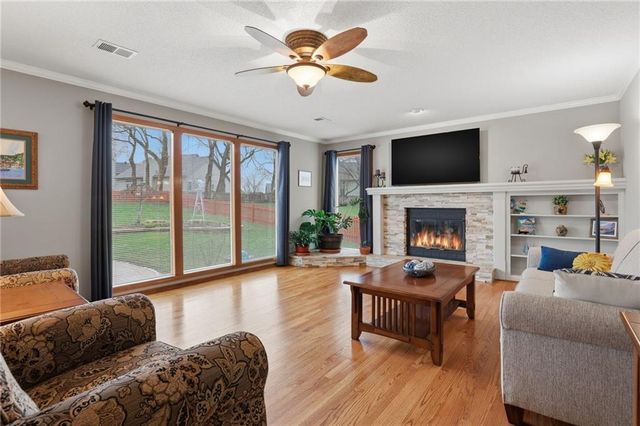 6228 W 156th Street, Overland Park, KS 66223