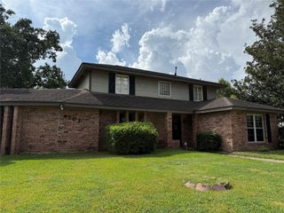 4302 Fernwood Drive, Houston, TX 77021