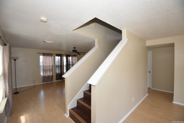83 Viking Oak, San Antonio, TX 78247