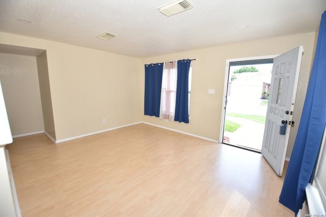 83 Viking Oak, San Antonio, TX 78247