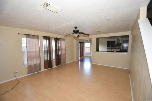 83 Viking Oak, San Antonio, TX 78247
