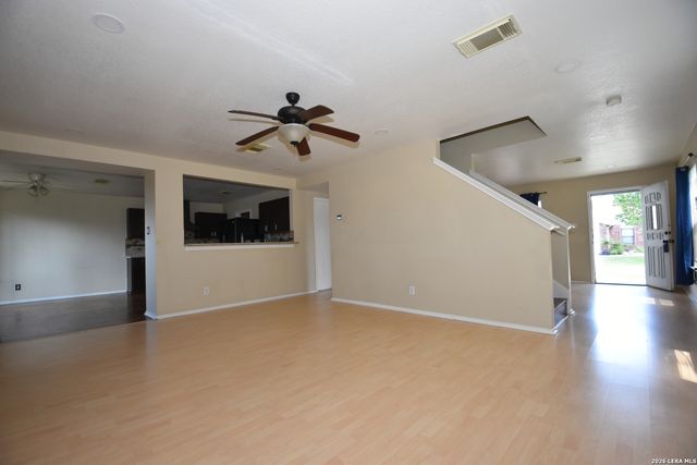 83 Viking Oak, San Antonio, TX 78247