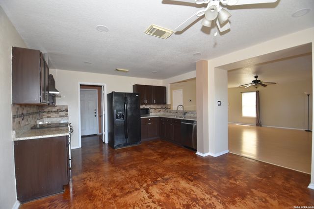 83 Viking Oak, San Antonio, TX 78247