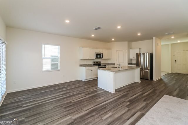 136 Hargrave Avenue, Bethlehem, GA 30620