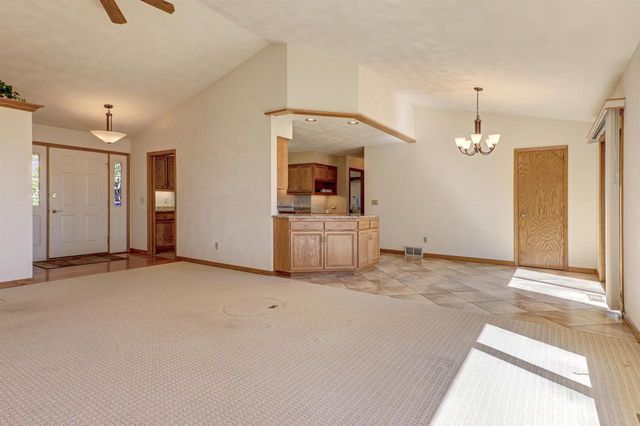 8358 PHEASANT RUN TRAIL, Larsen, WI 54947