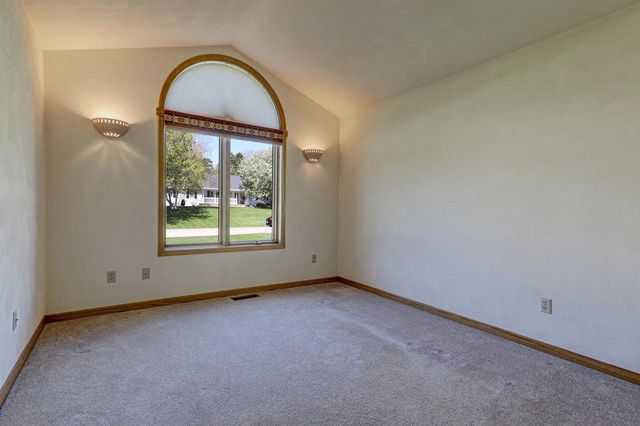 8358 PHEASANT RUN TRAIL, Larsen, WI 54947