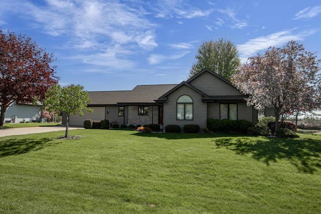 8358 PHEASANT RUN TRAIL, Larsen, WI 54947