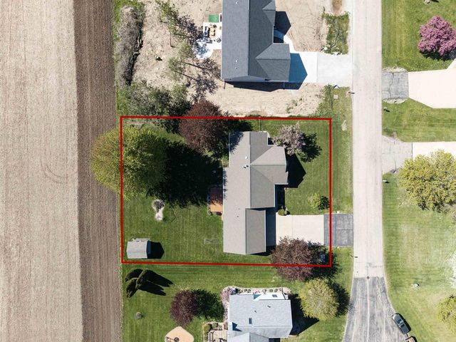 8358 PHEASANT RUN TRAIL, Larsen, WI 54947