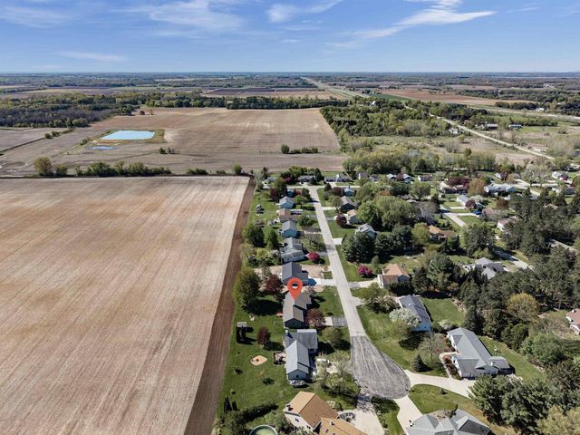 8358 PHEASANT RUN TRAIL, Larsen, WI 54947