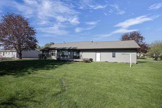 8358 PHEASANT RUN TRAIL, Larsen, WI 54947