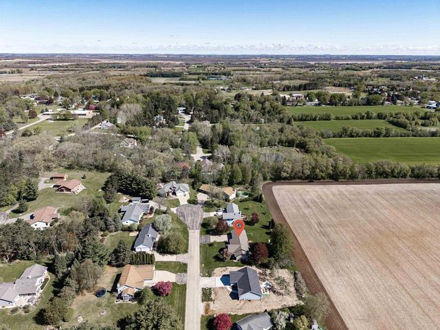 8358 PHEASANT RUN TRAIL, Larsen, WI 54947
